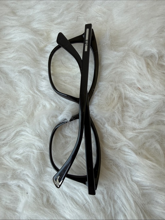 Alexander McQueen Glossy Black Cat-Eye Optical Glasses main image 6